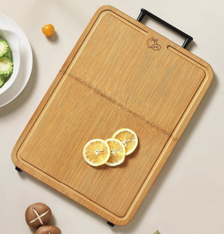 Benefits of using a bamboo cutting board
