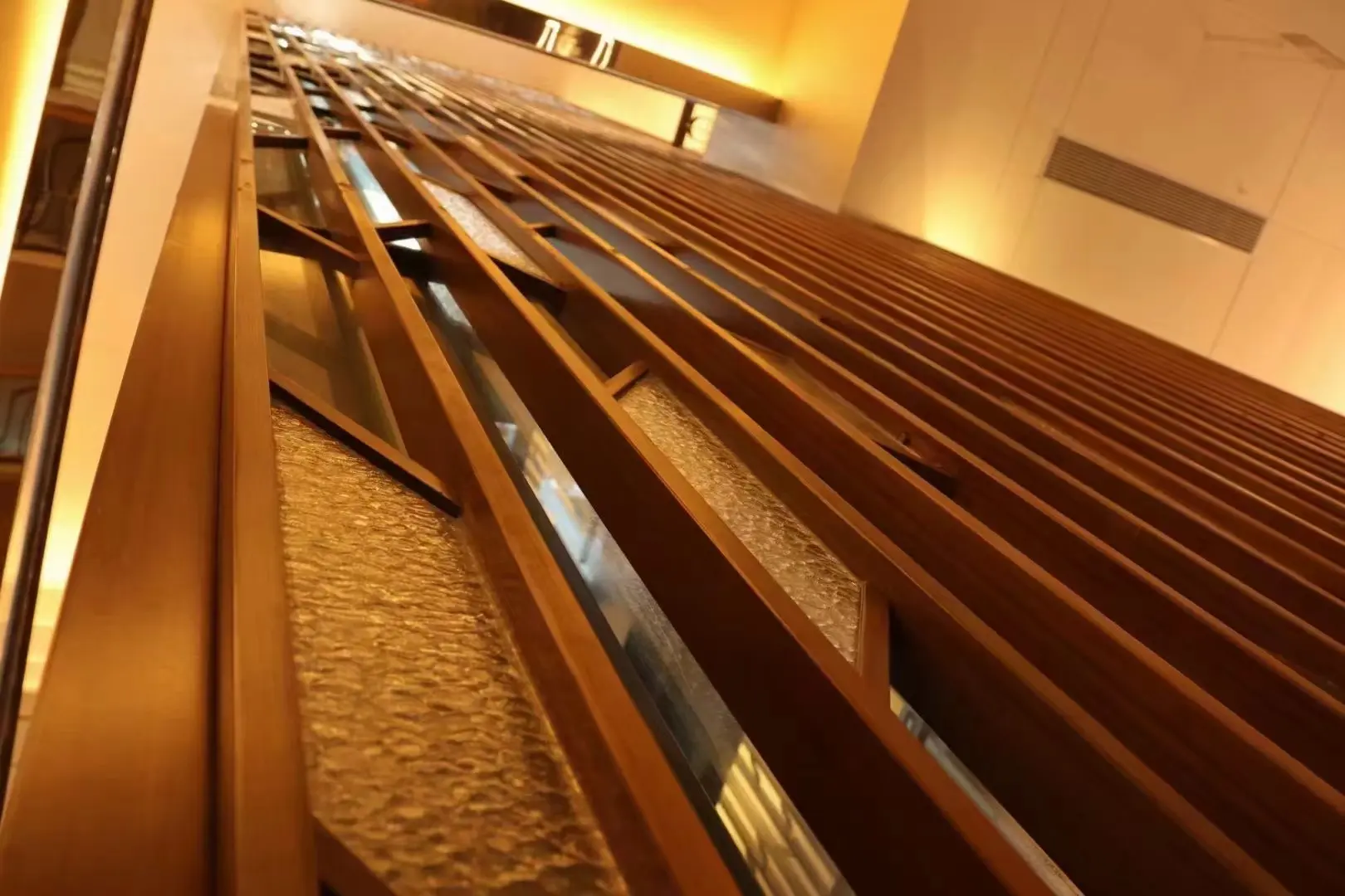 Light Carbonized Outdoor Bamboo Beam (7)vnn