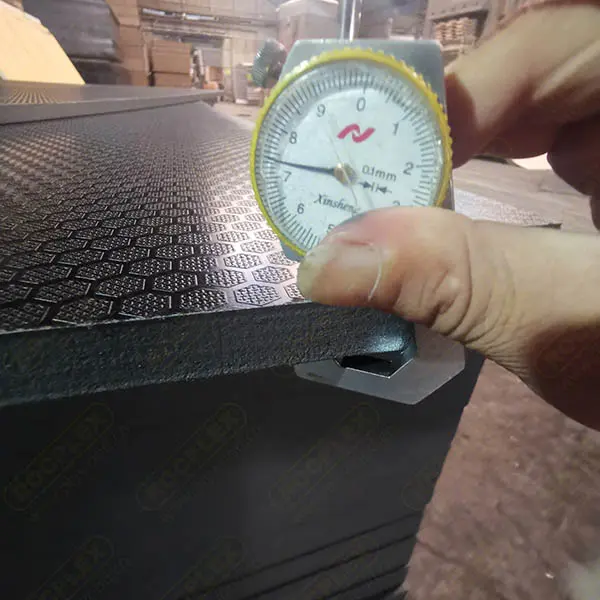 Antislip Film Faced Plywood (21)sz7