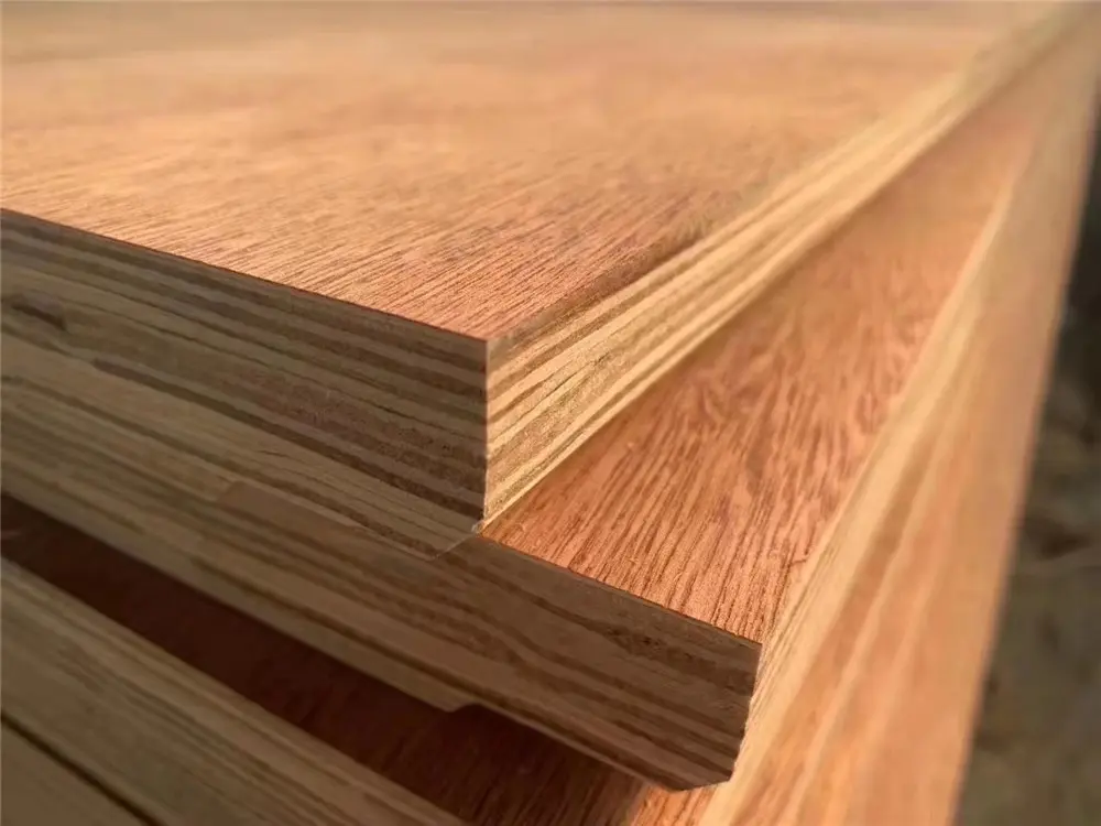 Container floor plywood (1)bwm