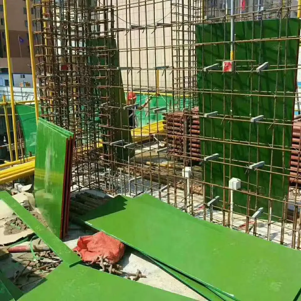 4*8 18mm Green PP Plastic marine plywood sheet Film Faced Plywood for Construction