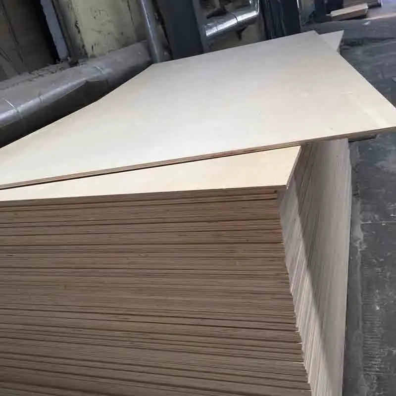 Laminated birch plywood 3-70 mm birch laminated veneer commercial plywood for furniture