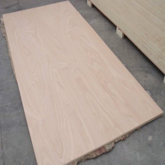 2.7mm 3mm 4mm thin okoume plywood /door size board with width 760mm 910mm