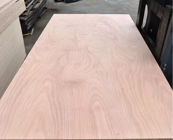 Okoume Plywood: A Superior Choice for Indoor Decoration